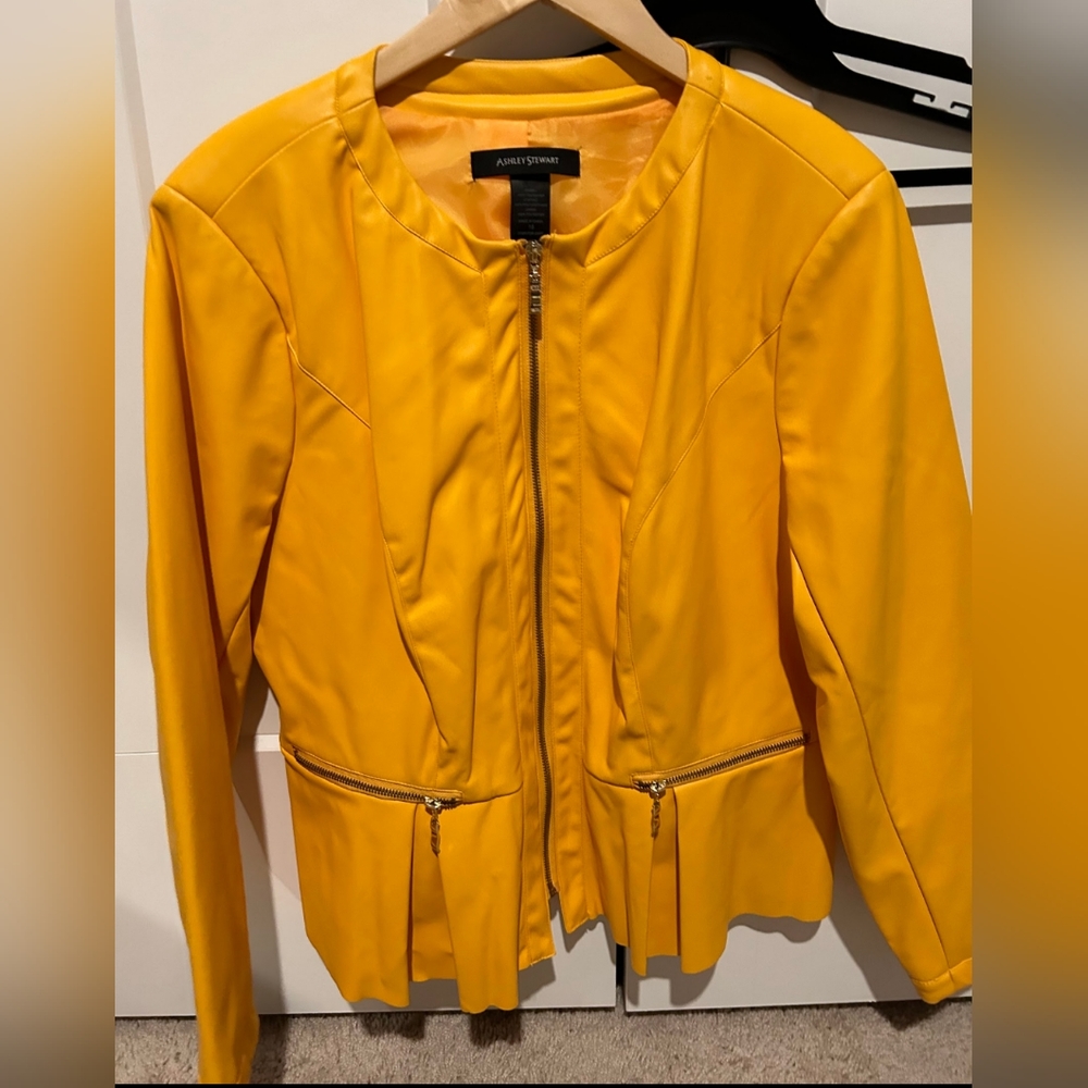 Short length yellow dressy jacket